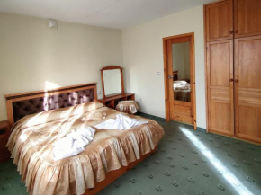Guest Rooms Grachenovi